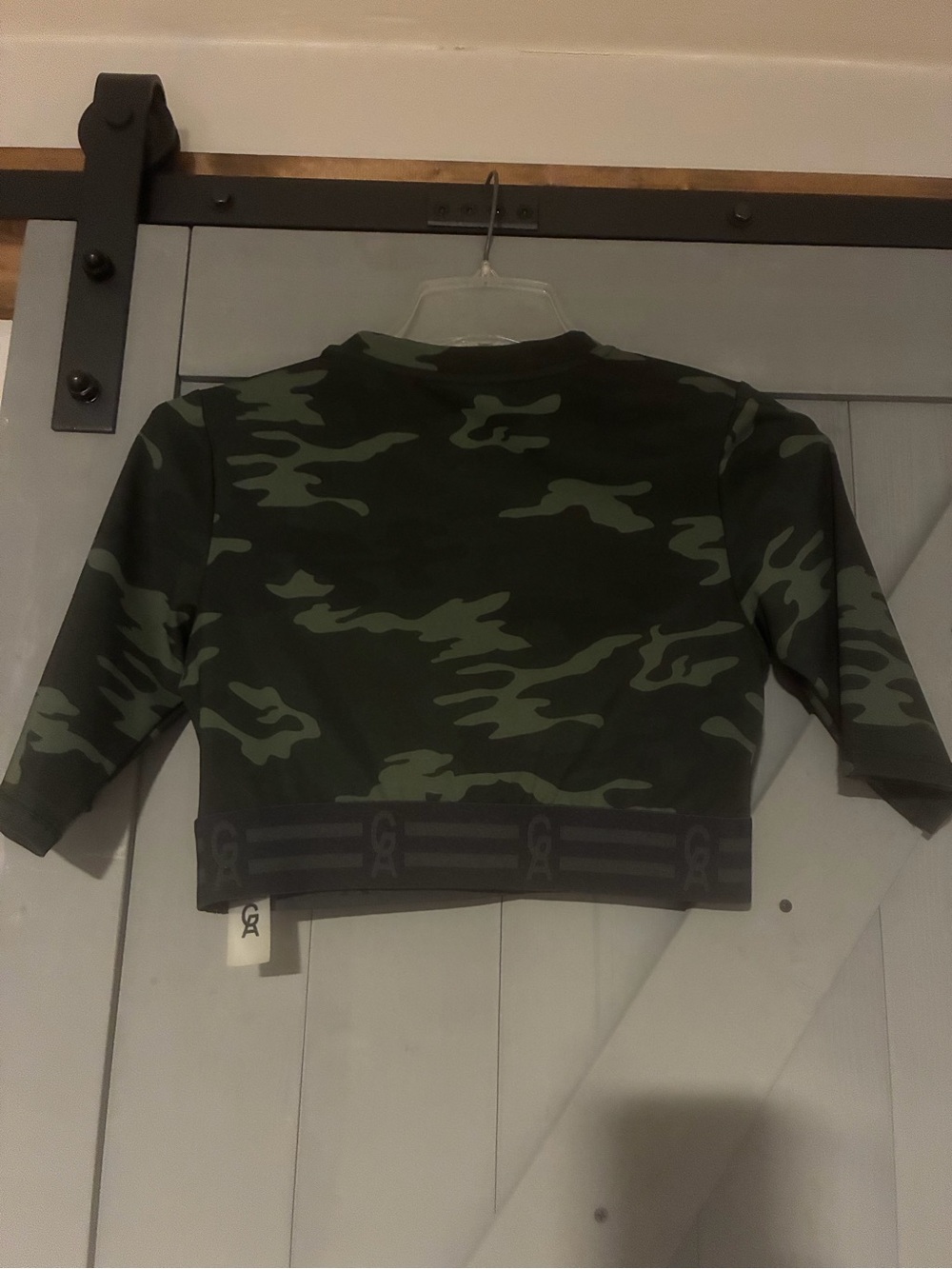 Good American Green/Black Camo Cropped Top